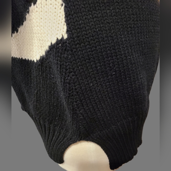 Venus size XL black/white sweater - Picture 5 of 13